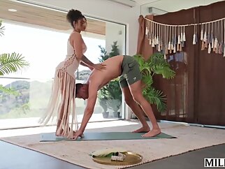 milf convenience yogxvideo