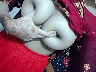 bhabhi frying desi