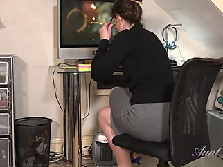 masturbates aurorxvideo fantasizes